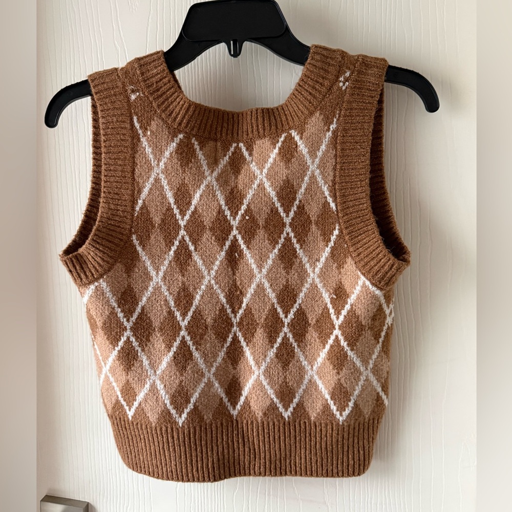 Pink Rose Women's Tan Argyle V-Neck Sweater Vest - Picture 2 of 2